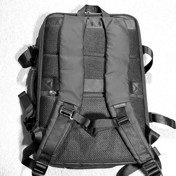 Mark Ryden Black Travel Backpack Laptop Bag 18"x12"x8" - Picture 7 of 9